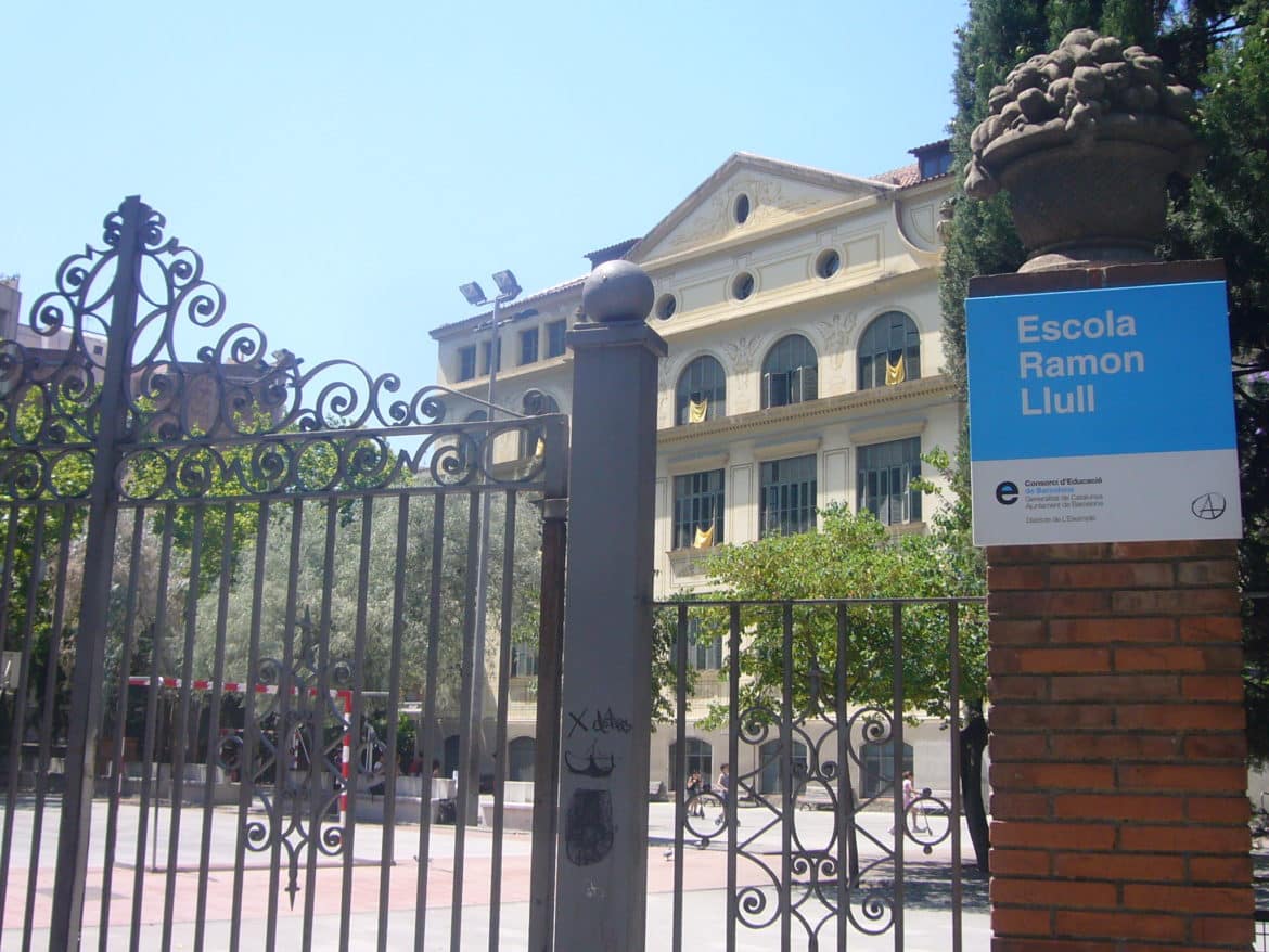 École Espagnole Negociations Internationales Barcelona