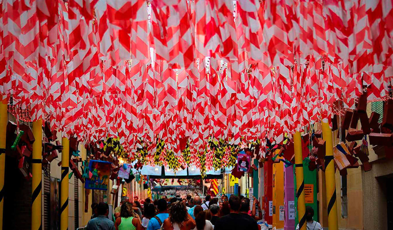 fêtes de Sants à Barcelone