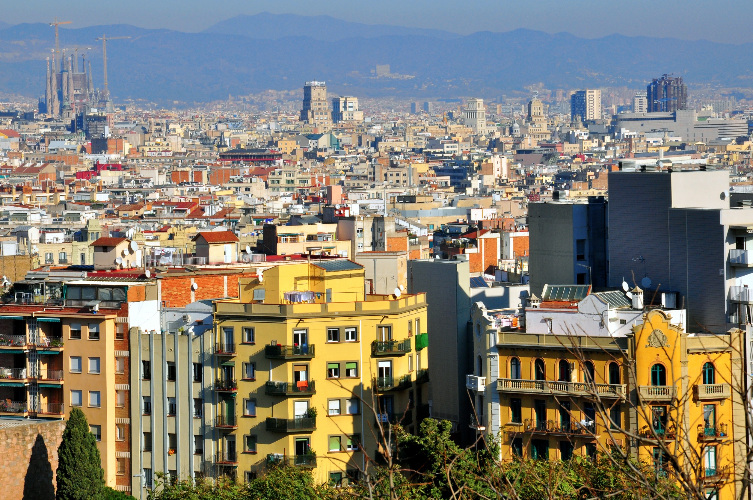 Le marché locatif est particulièrement tendu à Barcelone, et les agences immobilières en profitent.